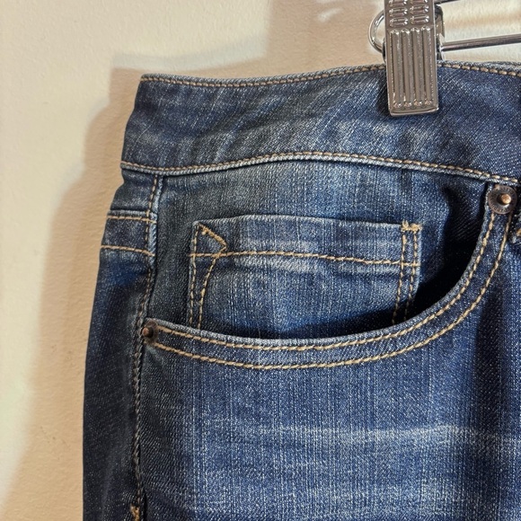 STANDARD & PRACTICES Sz 18 Relaxed Straight Leg Washout Look Mid Wash Jeans - Picture 4 of 13